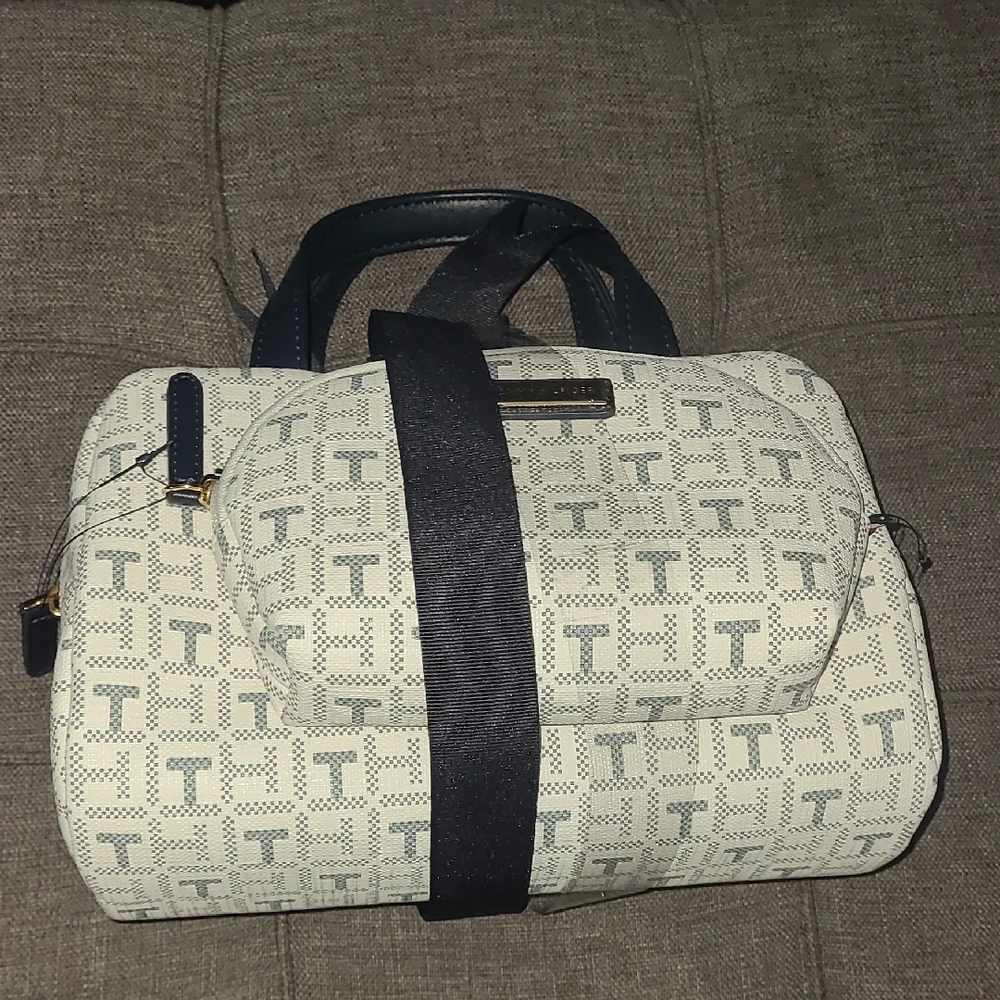 Tommy Hilfiger Cosmetic Bag Set NEW - Picture 9 of 11